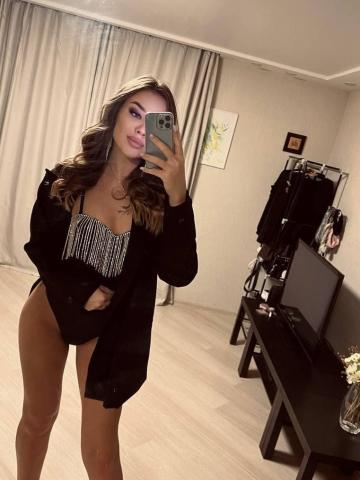Полина